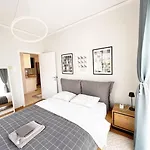 شقة 2 Bedroom Family Ii *